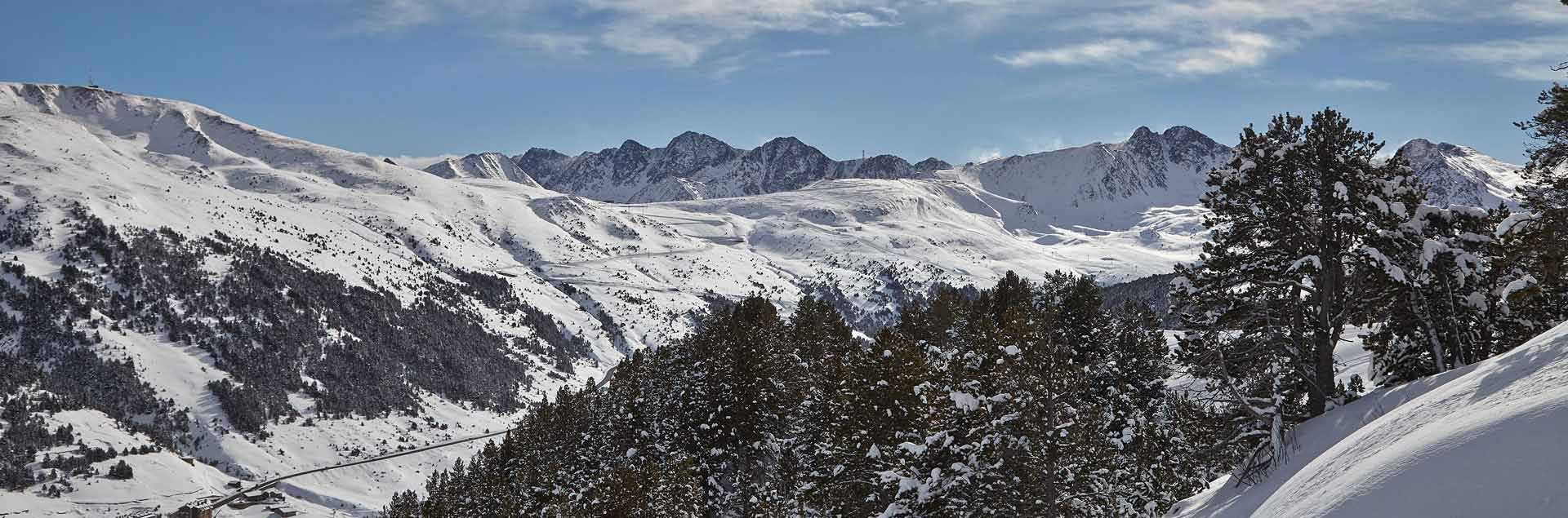 conocer andorra con raquetas de nieve